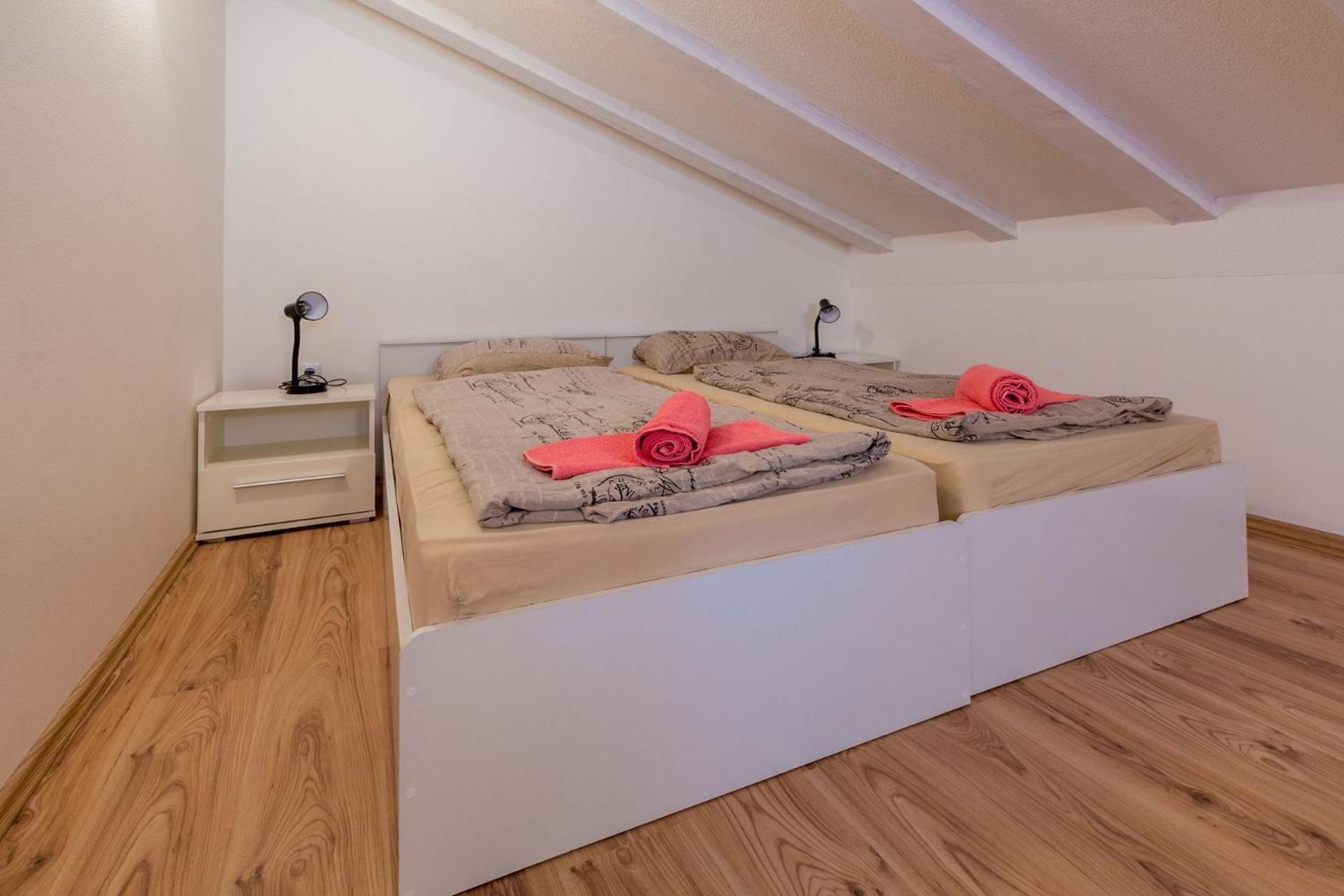 Apartments Tomica Нови-Винодолски Экстерьер фото